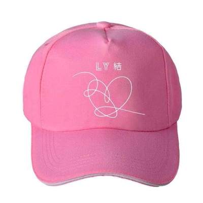 'Love Yourself Answer' Cappellino